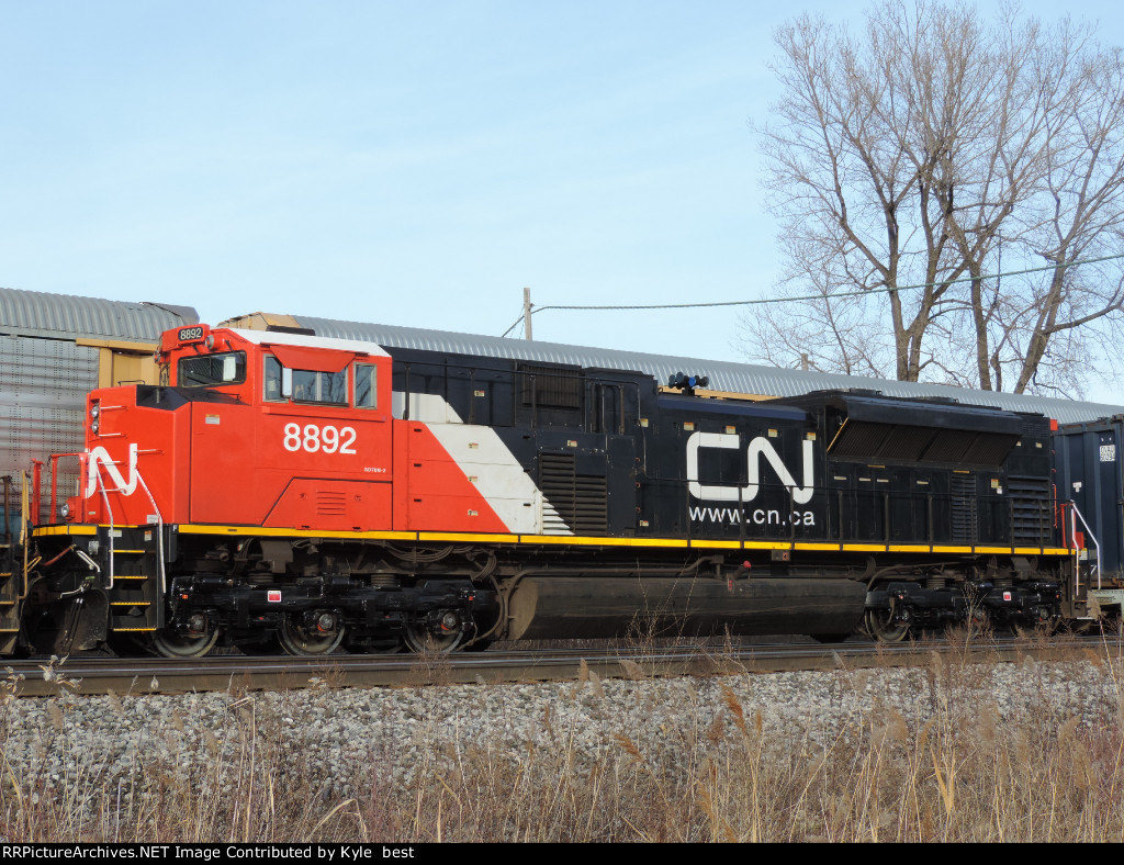 CN 8892